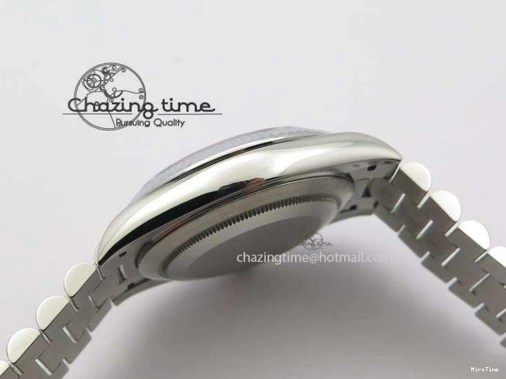 MiroTime 0424 Stretchable DayDate 40mm BP-Maker 228206 SS Green Roman Dial (Fluted Bezel) On SS Bracelet ETA 3904